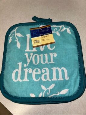 Home Collection Teal and White Quilted 2 pack Pot Holder